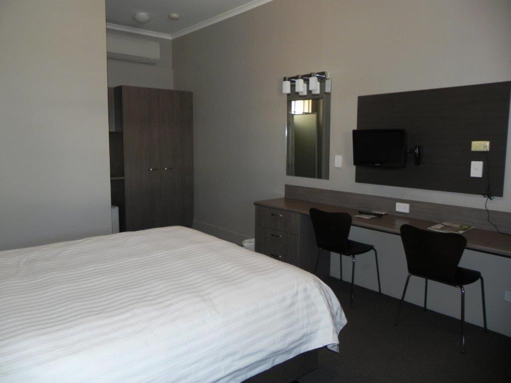 Bluestone Motor Inn Tennant Creek Bagian luar foto